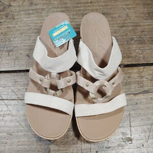 Skechers Sz 12 Sandals Cream Wedge Shoes Cali NWT Luxe Foam 32953